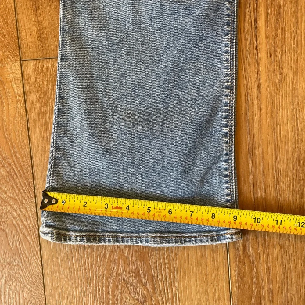 Hudson Barbara Bootcut Jeans Light‎ Blue Distressed